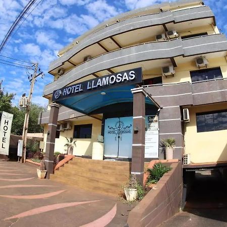 Hotel Llamosas Ciudad del Este Buitenkant foto