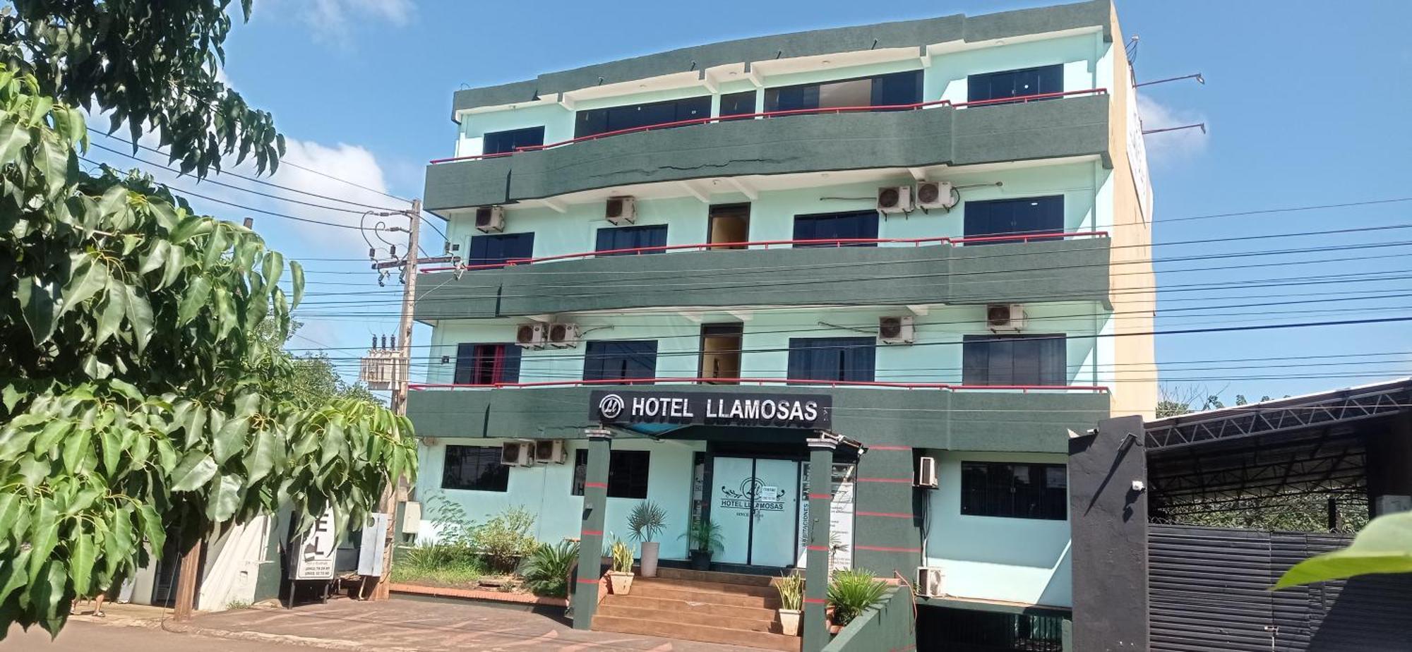 Hotel Llamosas Ciudad del Este Buitenkant foto
